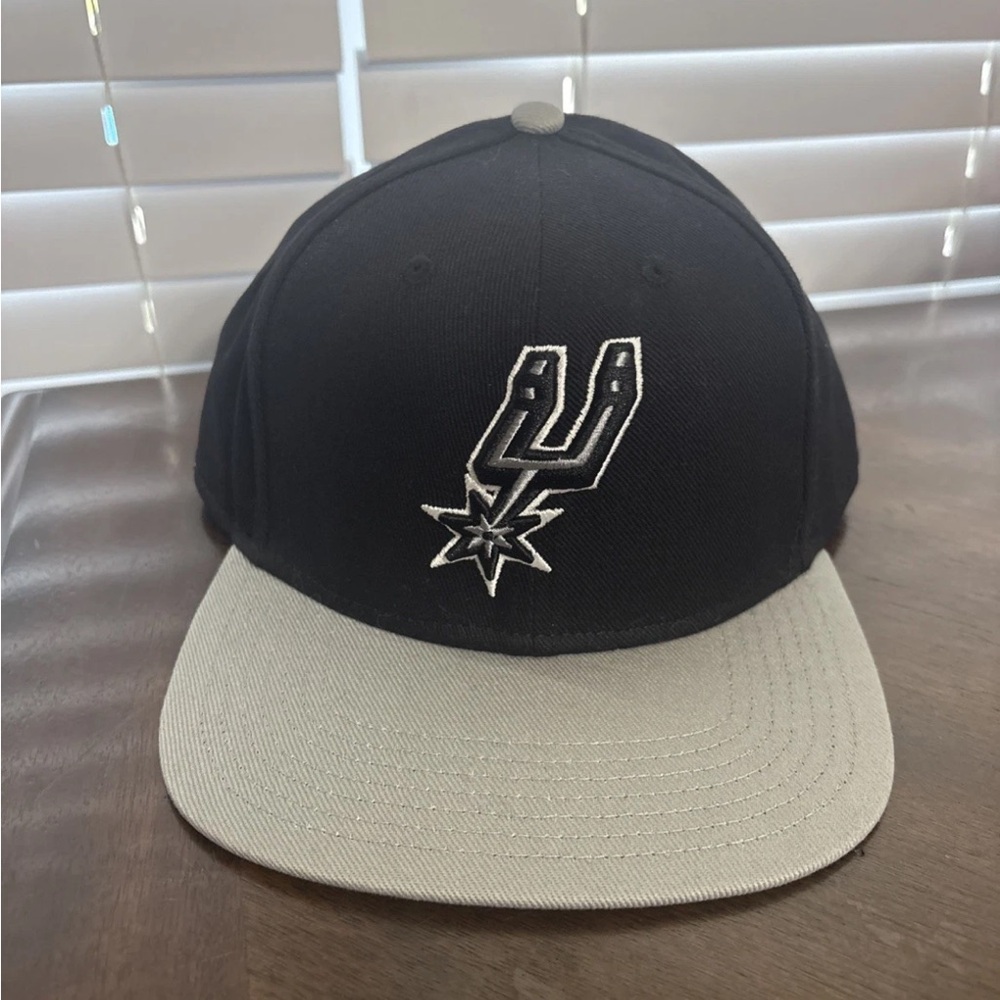 OTS NBA San Antonio Spurs Hat Black & Gray snapback Cl